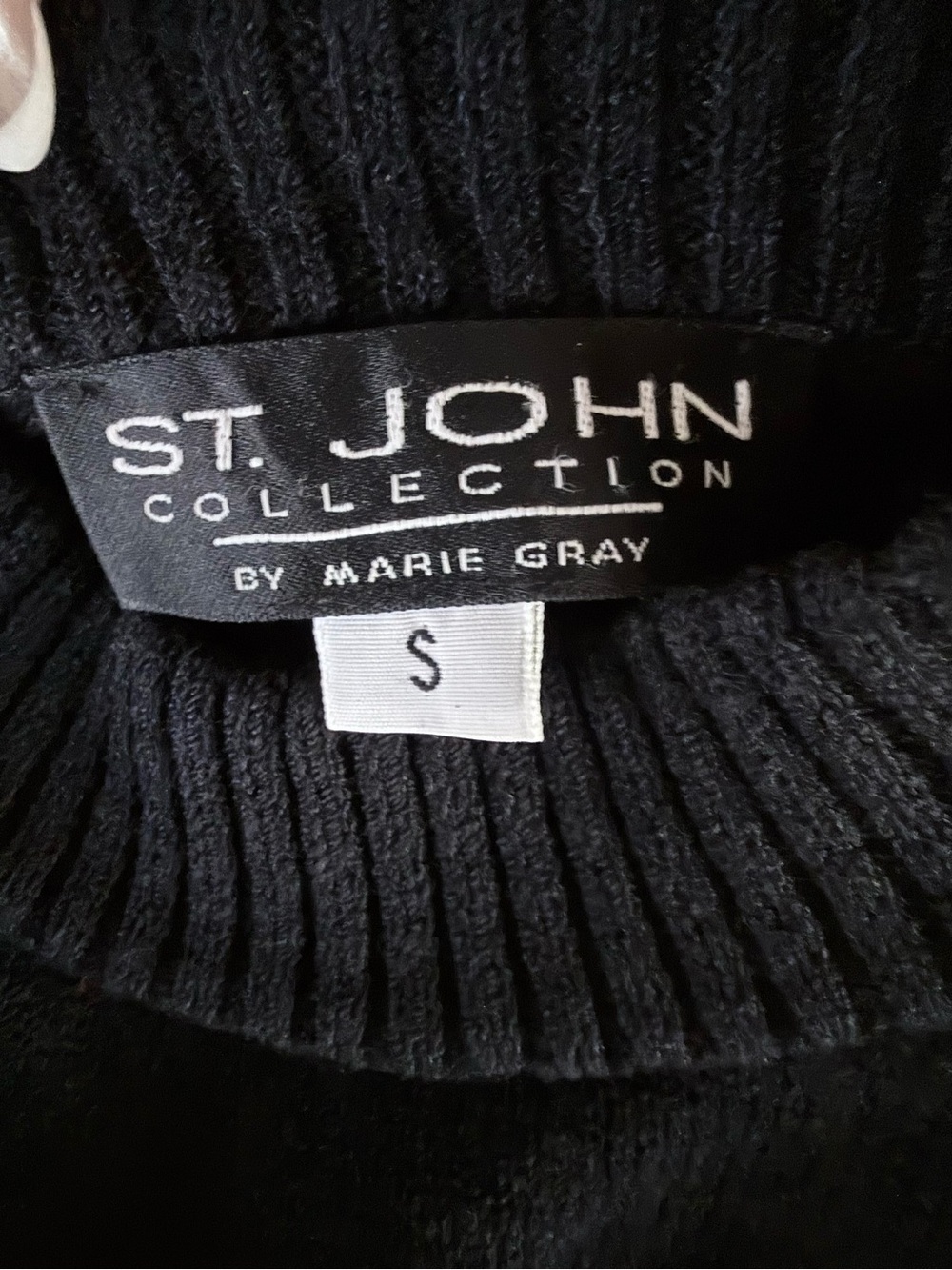 St. John Collection Black Gold Embellished Mock Neck Sweater S - Picture 7 of 8